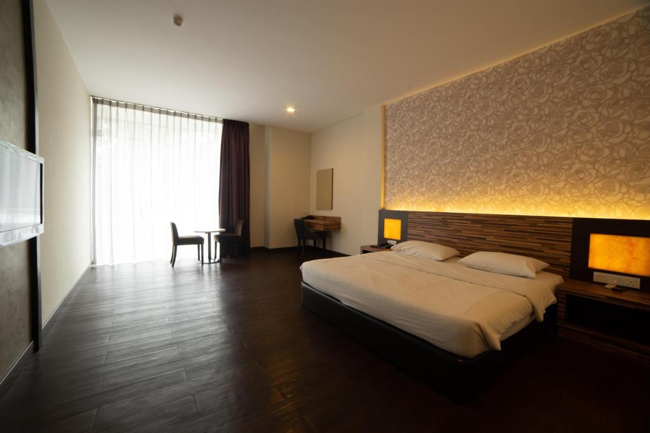 Waterfront Boutique Hotel Port Dickson Exterior foto