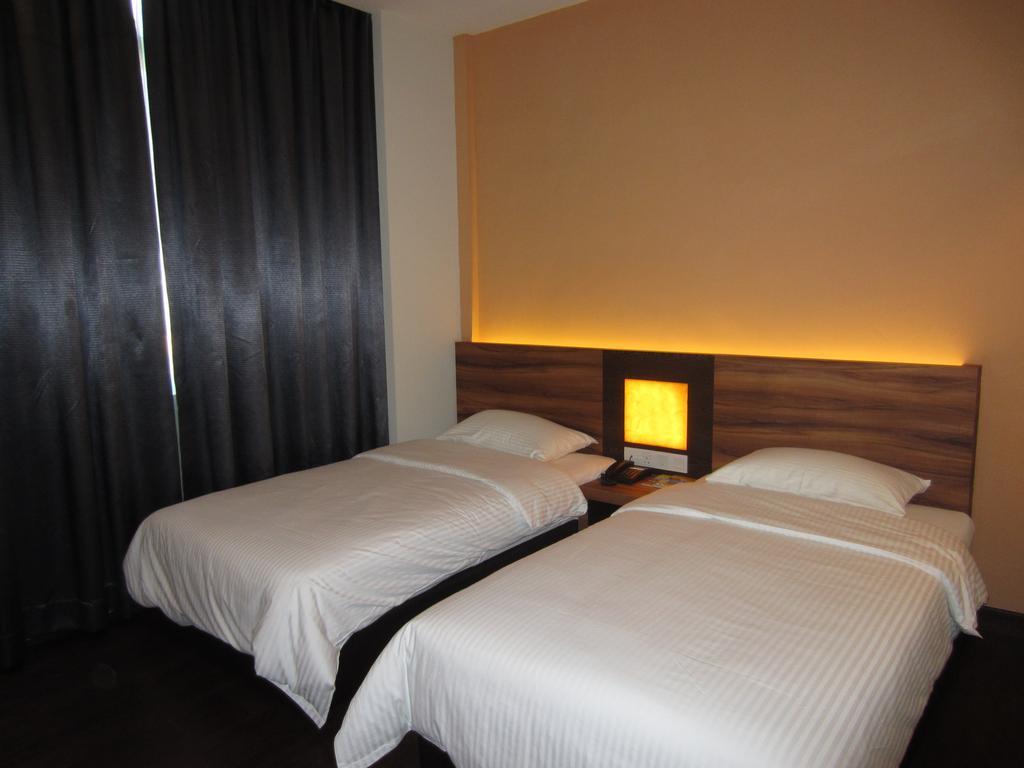 Waterfront Boutique Hotel Port Dickson Zimmer foto